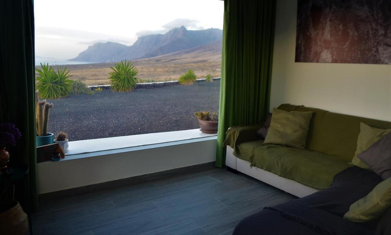 El Refugio Apartment Famara Luaran gambar