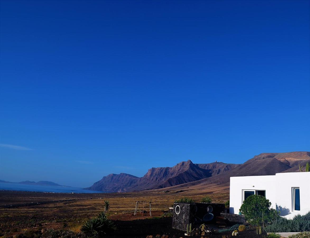El Refugio Apartment Famara Luaran gambar