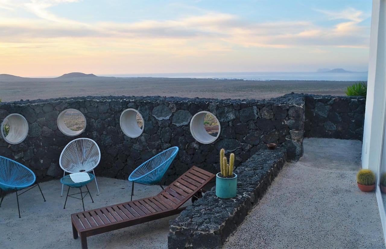 El Refugio Apartment Famara Luaran gambar