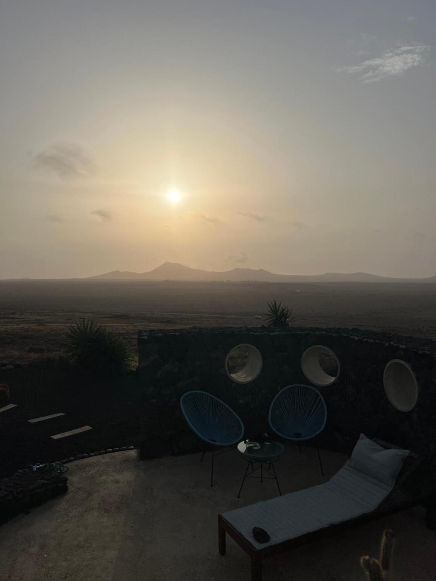 El Refugio Apartment Famara Luaran gambar